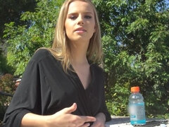 Blond, Natuurlijke tieten, Buiten, Tieten likken