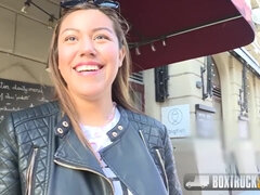 Nana, Sucer une bite, Gorge profonde, Faciale, Massage, De plein air, Actrice du porno, Nénés