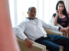 Минет, Собачьи, Ласковые ручки, Межрасовый секс, Поцелуи, Милф, Трусики, Втроем