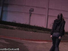 Stor stjärt, Stor kuk, Svart, Brunett, Handjobb, Mellanrasig, Mogen, Tonåring