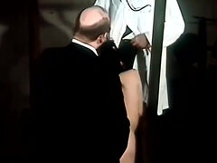 Tettona, Classico, Gola profonda, Pisello, Orgasmo, Retrò, Tette, D'annata