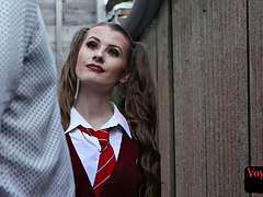 Leie, Tussi, Britisch, Spermaladung, Fetisch, Lingerie, Im freien, Verführt