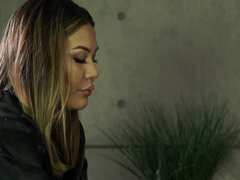 69, Rjavolaska, Kolidž, Globoko grlo, Hardcore, Masaža, Naravne joške, Majhen