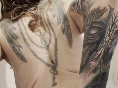 素人, 女, オナニー, 熟年, 垂れ乳, シャワー, 一人, タトゥー