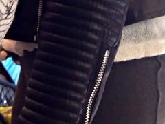 leggins teen waiting mc donalds