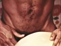 Sucer une bite, Compilation, Tir de sperme, Branlette thaïlandaise, Rétro ancien