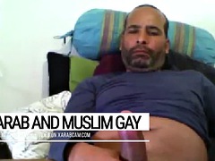 Arabky, Velké péro, Gay