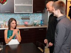 Rit, Blondinka, Fafanje, Doggystyle, Dekle drka tiča, Kuhinja, Rusinja, Najstnice