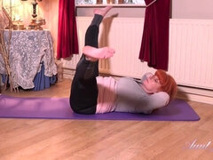 Stor røv, Store bryster, Lækker, Fleksibel, Bedstemor, Onani, Ældre kvinde, Solo