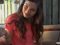 Mamada, Morena, Coche, Pajear, Pov, Afeitado, Adolescente, Tetas