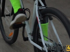 Kotě, Velké kozy, Kuřba, Brunetka, Prsatá, Přírodní prsa, Pička, Teenka