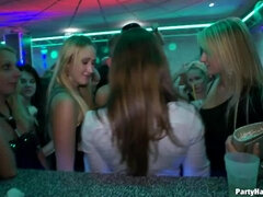 Črnke, Blondinka, Ples, Ženska, Očala, Medrasni seks, Dokolenke, Svingerji