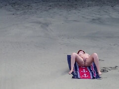 Amatør, Strand, Vakker, Blond, Fingring, Milf, Naken, Alene