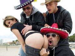 18 éves, Ázsiai, Hatalmas hátsó, Monumentális dákó, Tekintélyes didik, Cumizás, Fiú, Tini