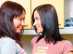 핑거링, 부엌, 대단히, 랑제리, 조그마한, 보지, 젖가슴, 장난감들