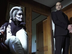 Impressive cosplay hottie Skin Diamond gives a gorgeous blowjob