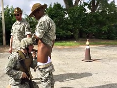 Amatéři, Černé, Ebenové, Fetiš, Gay, Venku, Švédská rojka, Uniforma