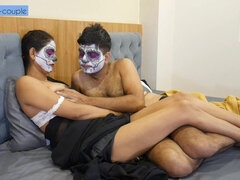 Kézimunka, Szálloda, Háziasszonyok, Csókolózás, Furcsa