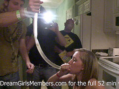 Americkej, Vysokoškoláčka, Exhibicionisti, Homemade, Vonku, Párty, Na verejnosti, Realita