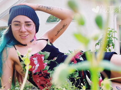 Amatéři, Podpaží, Brýle, Vlasaté, Venku, Sólo