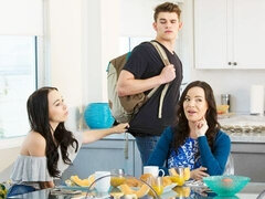 素人, デカチン, フェラチオ, バック, 女 人男 人, 淫乱熟女, 自然山雀, ガリガリ