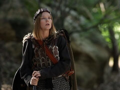 Anaal, Kont, Bruinharig, Vingeren, Handbeurt, Buiten, Alleen, Tieten likken