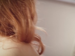 Sypialnia, Para, Ciemna karnacja, Palcówka, Obciąganie, Obrzmiałe sutki, Spódnica, Tatuaż