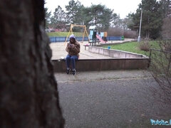 Grosser schwanz, Blasen, Braunhaarige, Kehlenfick, Hd, Monster, Öffentlich, Reiten