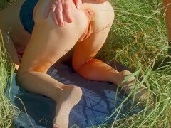 Anaal, Kont naar mond, Grote kont, Europees, Flashing, Duits, Buiten, Roodharige vrouw