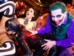 Culo grosso, Tette grandi, Da dietro, Gruppo, Hardcore, Mamma che vorrei scoparmi, Orgia, Festa