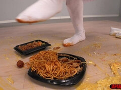 18 anos, Fetiche, Comida, Baixinhoa, Meias, Solo chão, Adolescente, Molhadoa