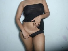 8lix web series, hindi voice mms, girl in makup chair