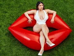 Hatalmas hátsó, Monumentális dákó, Tekintélyes didik, Cumizás, Gesztenyebarna, Kutya póz, Dupla behatolás