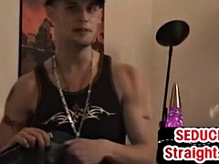 Amatör, Stor kuk, Homosexuell, Onani, Förförd, Solo, Tatuering, Vintage