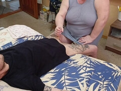 Leie, Wohlbeleibte schöne frauen, Blasen, Spermaladung, Handjob, Reif, Mutti, Taboo