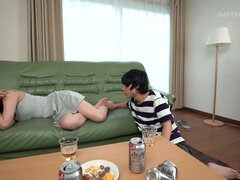 69:an, Asiatisk, Avsugning, Sperma shot, Ansikte sitter, Handjobb, Kysser, Tonåring