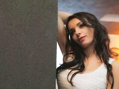 Pompino, Brunetta, Da dietro, Donna donna uomo, Sega, Mamma che vorrei scoparmi, Tatuaggi, Terzetto