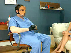 Anal, Beso negro, Sadomasoquismo, Bukkake, Dominación, Pies, Atragantadas, Anilingus