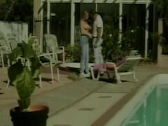 Velik kurac, Blondinka, Fafanje, Zunanji izliv, Samozadovoljevanje, Bazen, Joške, Mokra