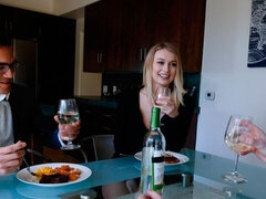 Anális szex, Popó, Szőke, Cumizás, Kézimunka, Nyalás, Érett feleség, Leborotvált