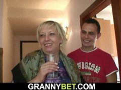 Mulher linda e grande, Peitos grandes, Loiroa, Gordinho, Tchecoa, Vovozinha, Maduroa, Realidade