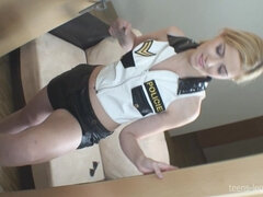 Rubia, Corridas, Fetiche, Casero, Policía, Pov, Tetas, Uniforme