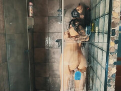 Stor røv, Store bryster, Dildo, Hæle, Latinsk, Lingerie, Onani, Strømper