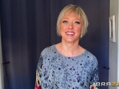 Anal, Consolador, Penetracion con dedos, Pajear, Masturbación, Afeitado, Medias largas, Juguetes