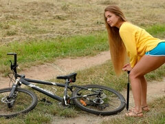 お尻, フェラチオ, 茶髪の, カワイイ, 手コキする, キス, ティーン, オッパイの