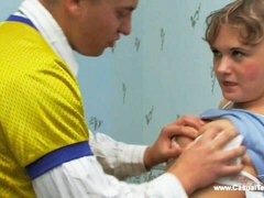 Stor stjärt, Stor kuk, Stora tuttar, Avsugning, Doggystyle, Kort hår, Mager, Tonåring