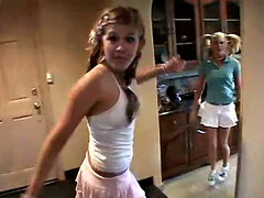 Amateur, Rubia, Fetiche, Penetracion con dedos, Besar, Coño, Feo, Uniforme