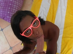 Fekete, Cumizás, Gesztenyebarna, Ondó fröcskölés, Arcra élvezés, Valóság, Vékony, Tini