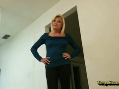 Milf, mommy, pee fetish