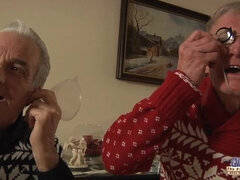 Anal, Rubia, Doble penetracion, Penetracion con dedos, Lamidas, Masturbación, Enfermera, Trio